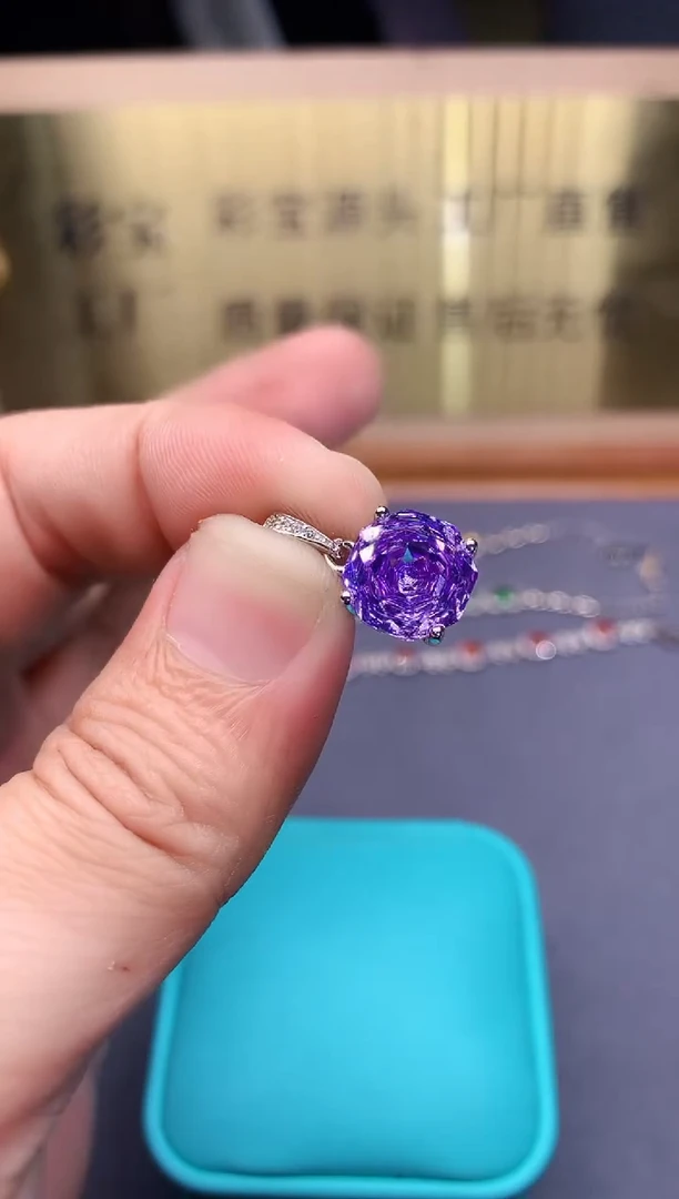 【闪购商品】锂辉石吊坠银S925镶嵌........