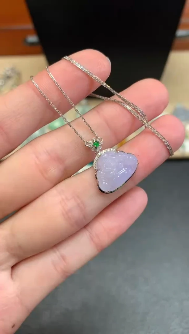 【闪购商品】翡翠颈饰18K金镶嵌佛公【无服务费】