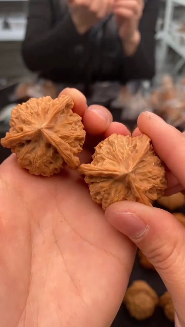 【闪购商品】文玩核桃把件盘山奔36-u190