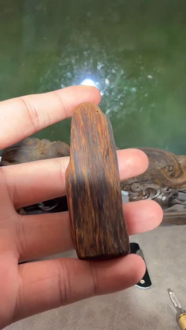 沉香吊坠多样性发一