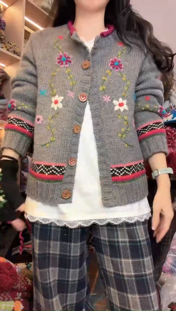 羊毛美利奴刺绣开衫XL码120-150