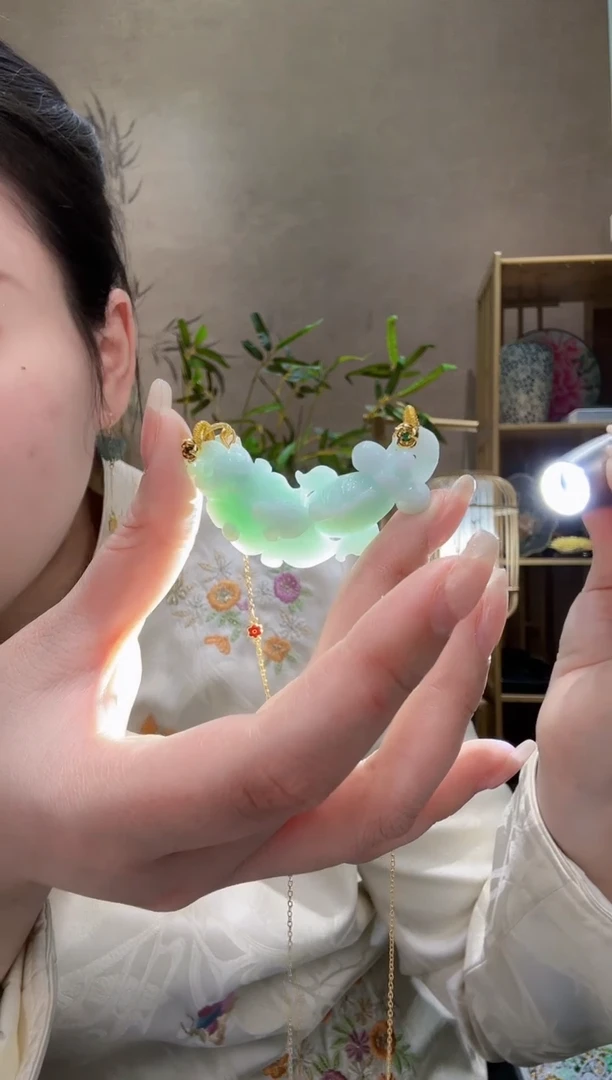 【闪购商品】翡翠耳饰未镶嵌吊坠