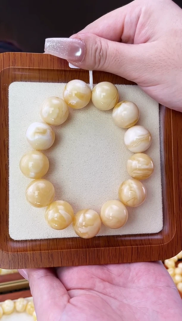 裸石蜜蜡未镶嵌手串