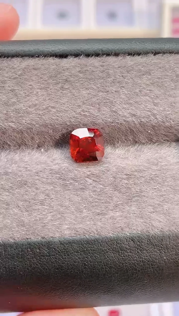 未镶嵌裸石石榴石2.63-1500天然石榴石