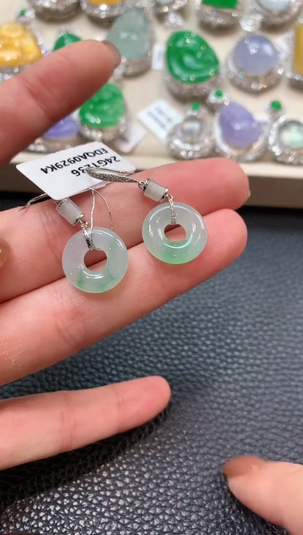 翡翠18K金镶嵌耳饰a57 母亲节礼物