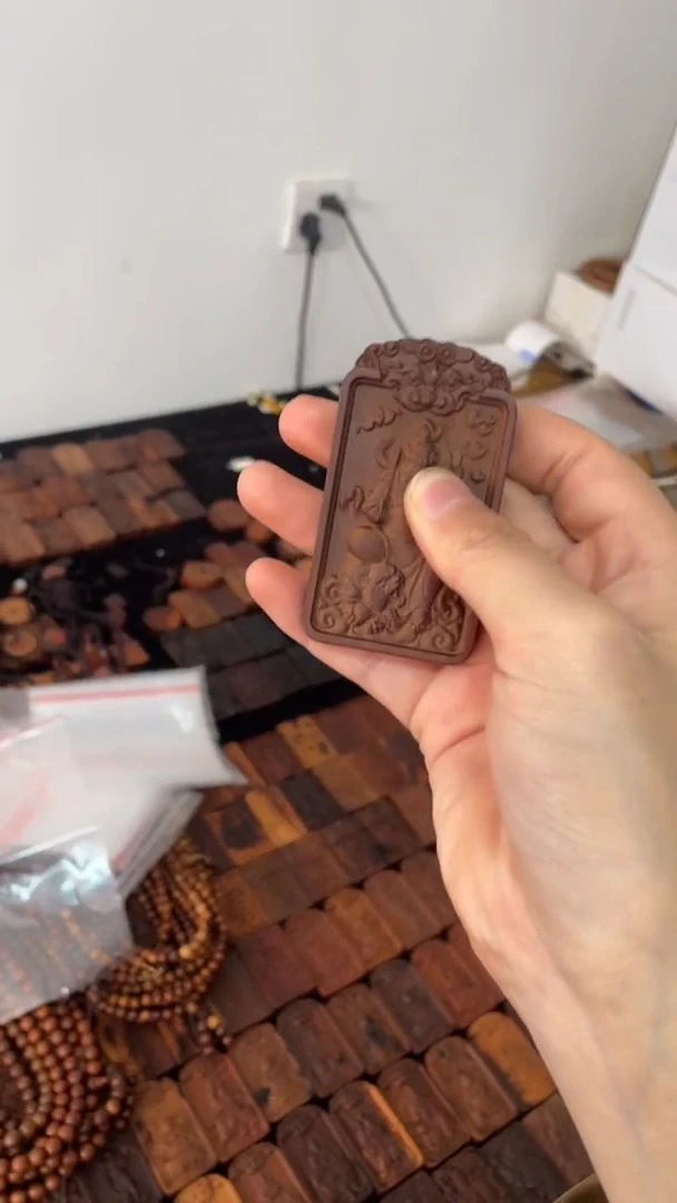 【闪购商品】木枣木赵公明法相配讳字吊坠