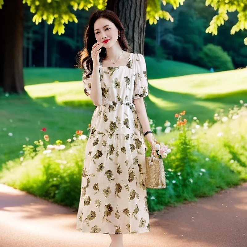 收腰裙子2024年新款清新方领印花气质长裙碎花显瘦裙洋气中长款