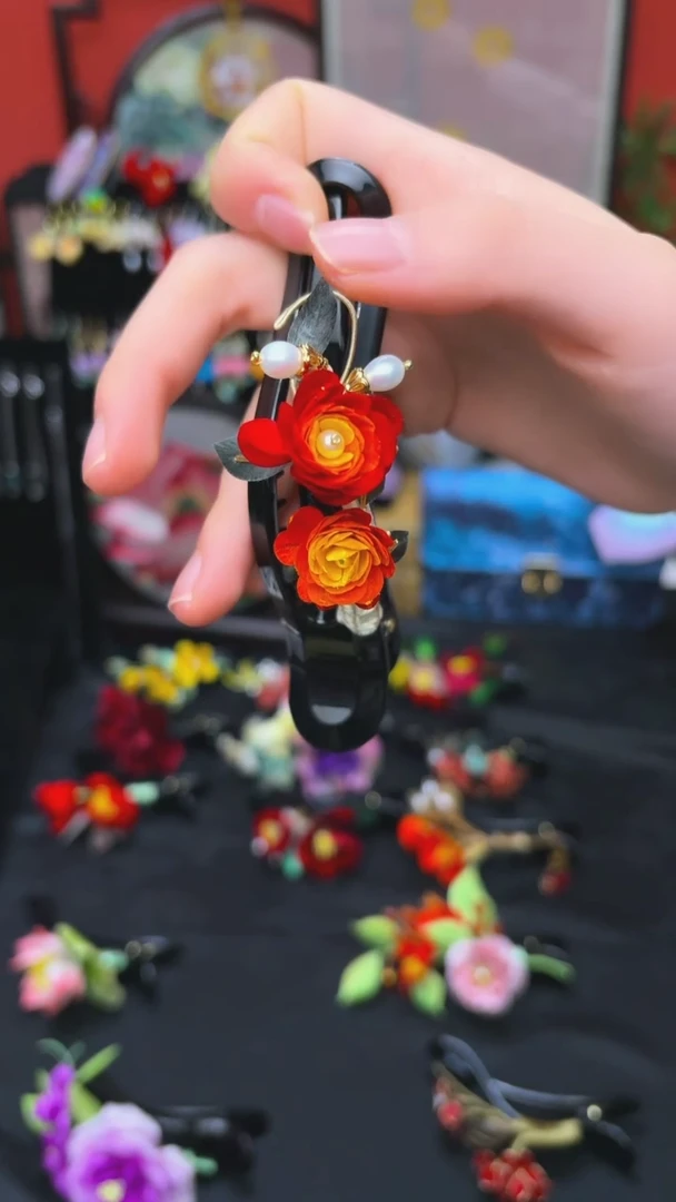 刺绣有****方非遗手工绒花饰品
