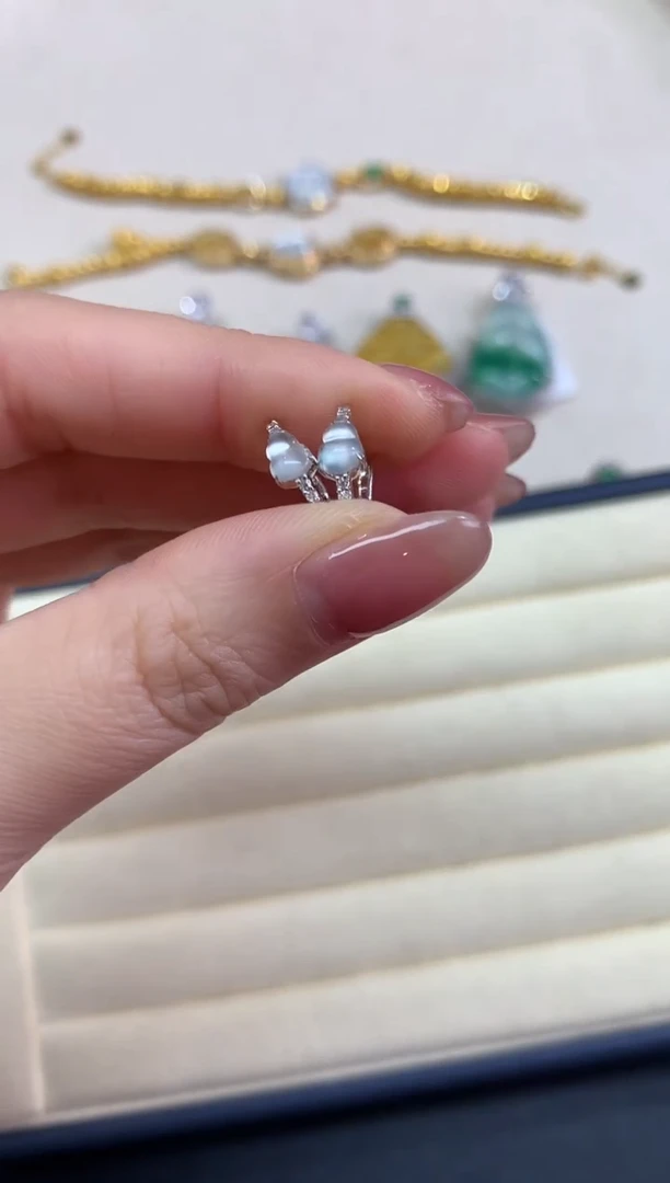 18K金镶嵌翡翠耳饰A108|1980