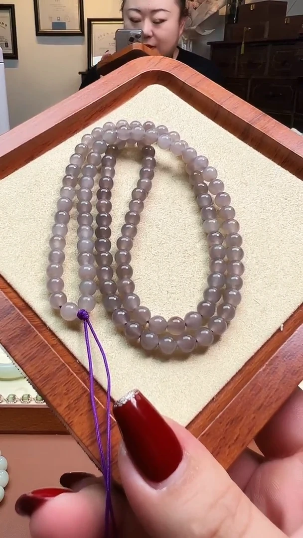 颈饰未镶嵌和田玉6mm左右烟紫圆珠链子
