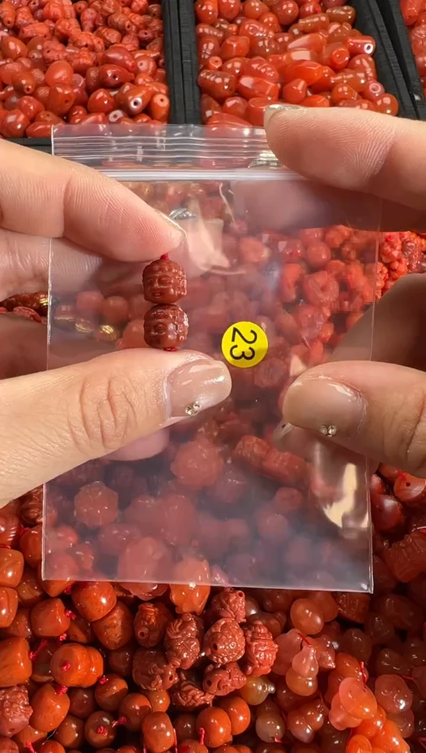 【闪购商品】南红玛瑙颈饰未镶嵌1