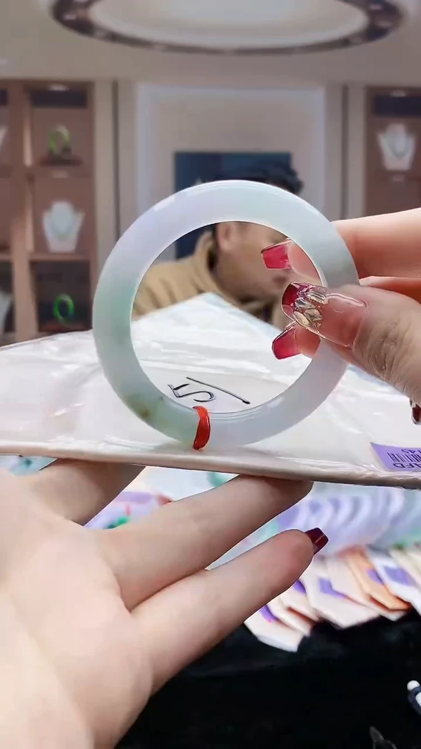 【闪购商品】翡翠手镯未镶嵌   H85-145