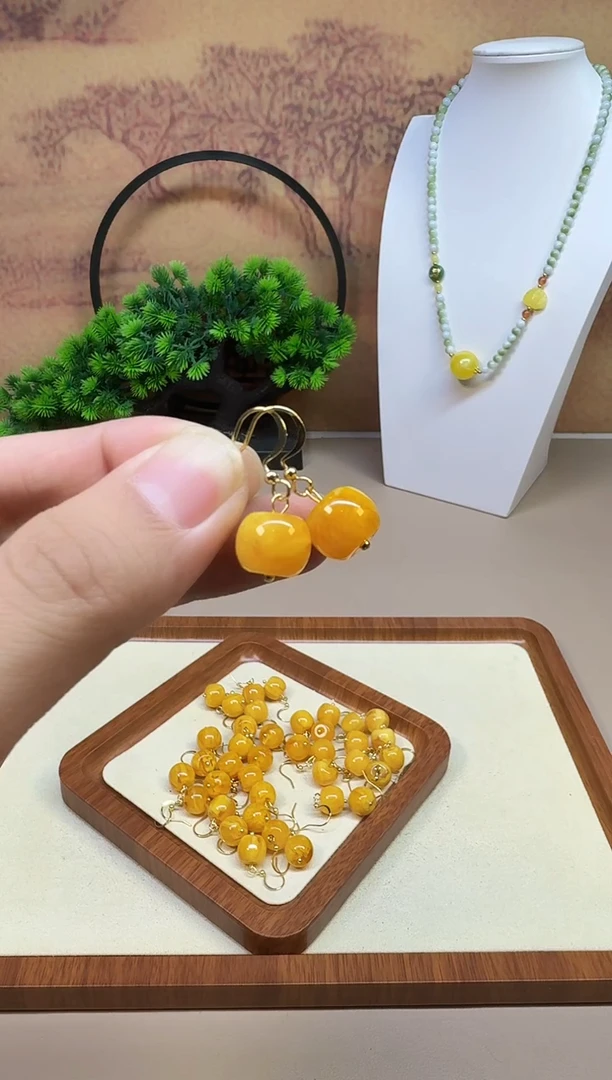 蜜蜡14K金镶嵌耳饰E01