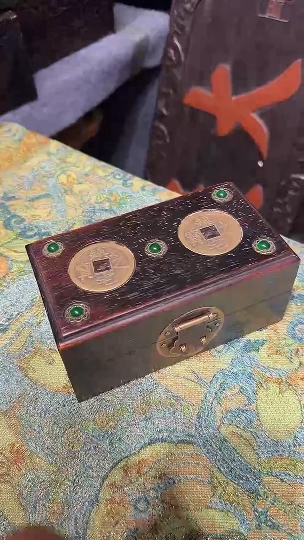 贡木紫檀首饰盒铜牌1111111111111