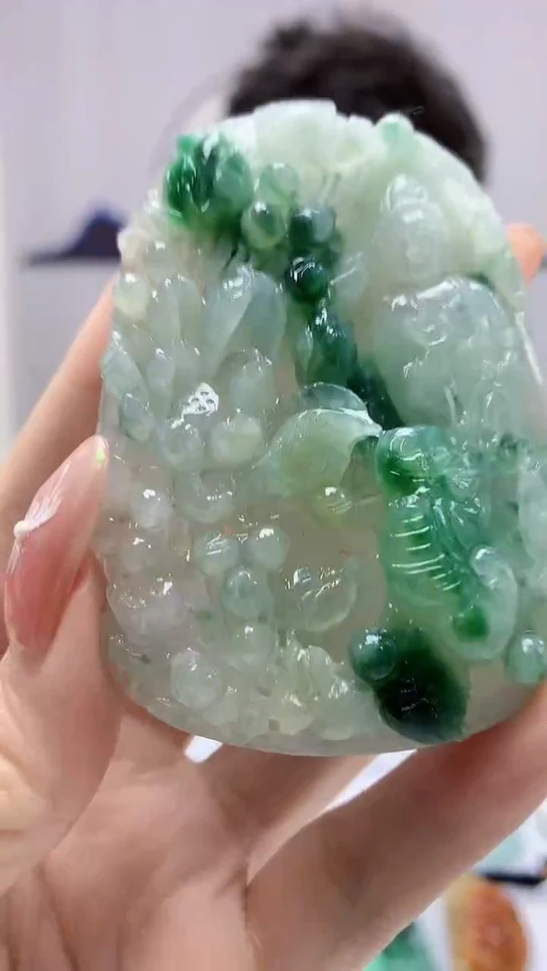 【闪购商品】定制翡翠未镶嵌4688DD-毛货挂件