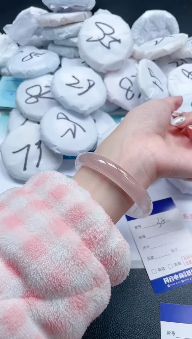 【闪购商品】石英质玉手镯未镶嵌 11J32-62