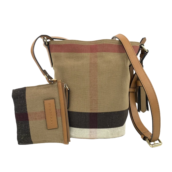 博柏利/包包/16*15*24/C1367261354