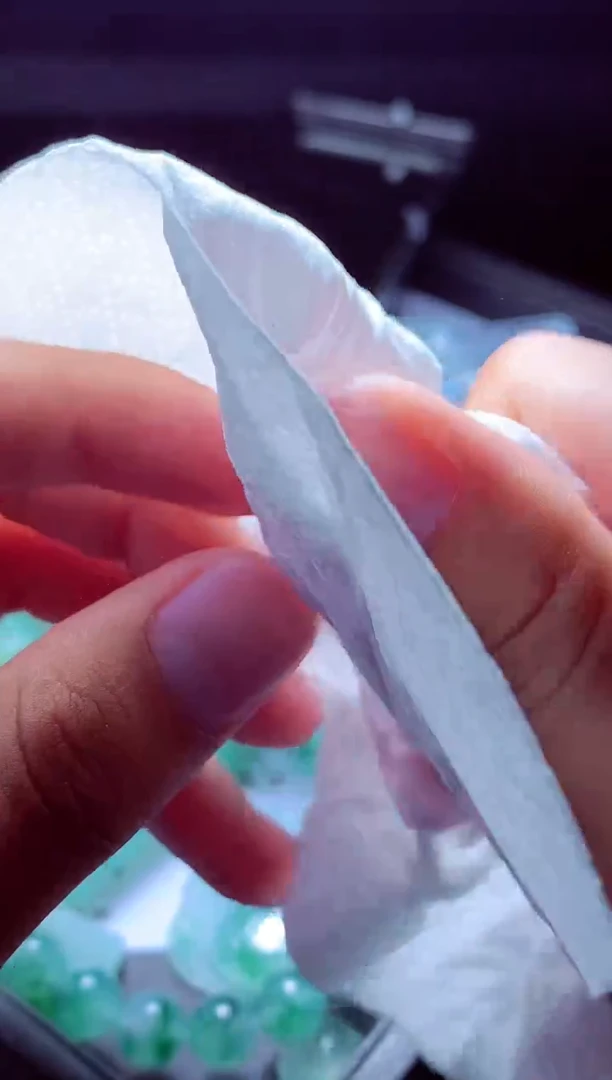 未镶嵌定制翡翠深***?翡翠毛货定制