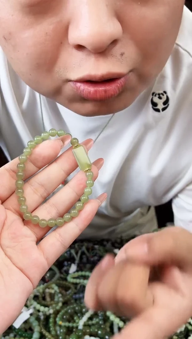 和田玉未镶嵌颈饰拍一发一