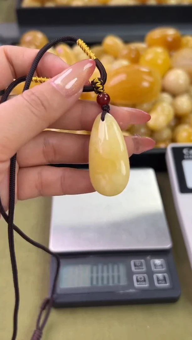 裸石琥珀未镶嵌琥珀蜜蜡吊坠