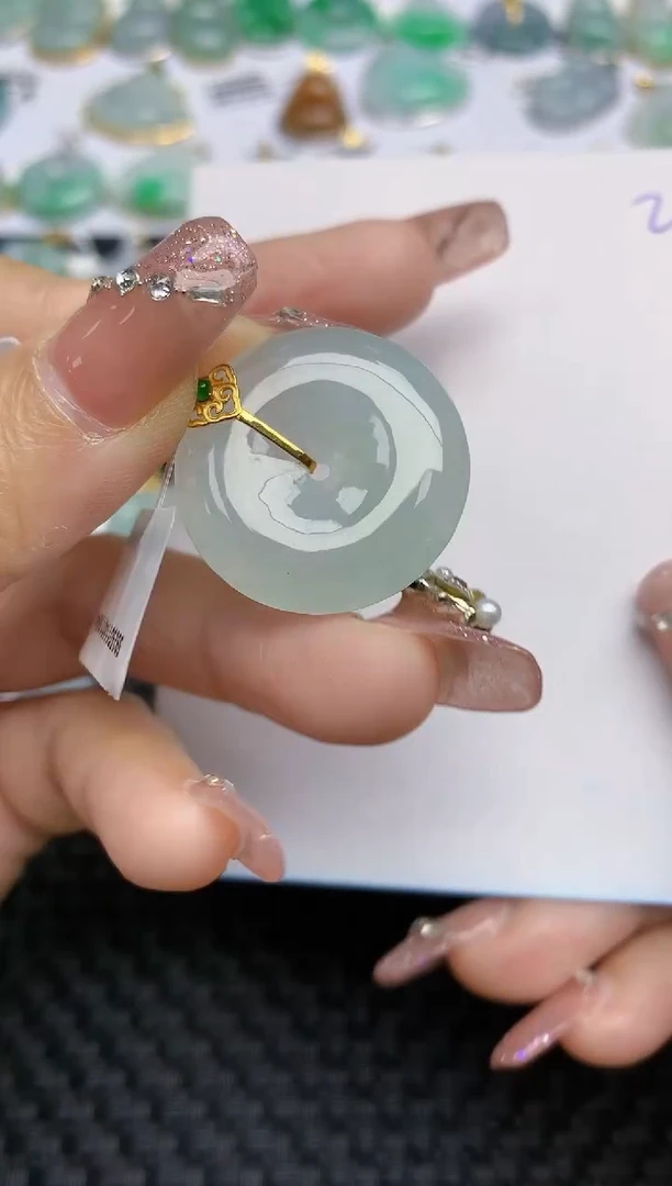 【闪购商品】翡翠颈饰18K金镶嵌2天然A货翡翠