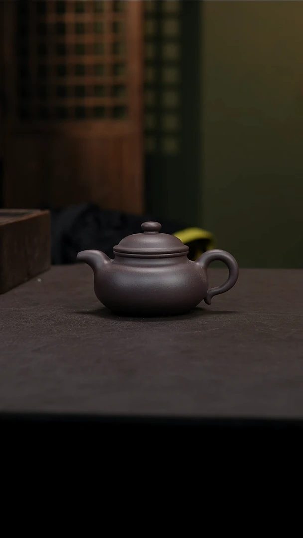 茶壶紫砂勇**敌紫砂壶微瑕清灰紫泥玉麟仿古