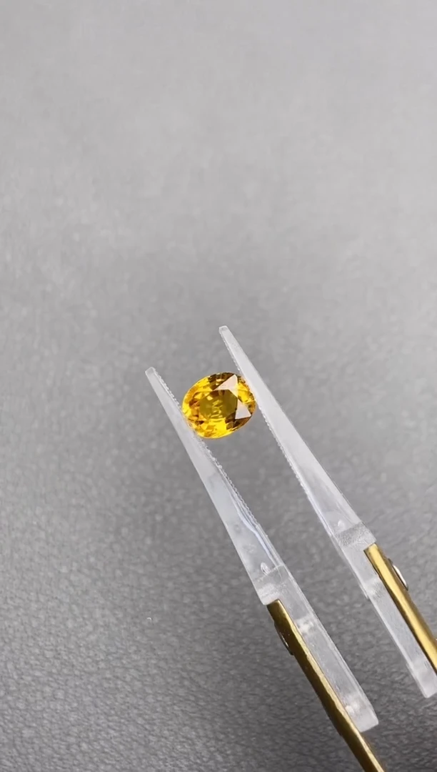 裸石彩色蓝宝石未镶嵌1.3ct/黄蓝宝/金丝雀色/双十一清货