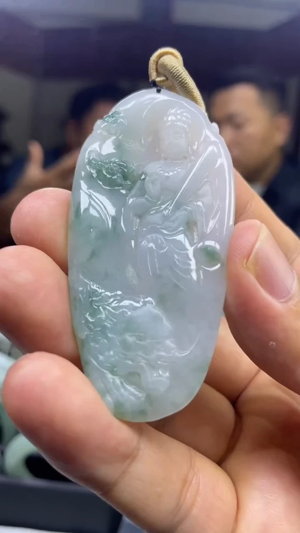翡翠未镶嵌吊坠(不含链)观音飘花吊坠