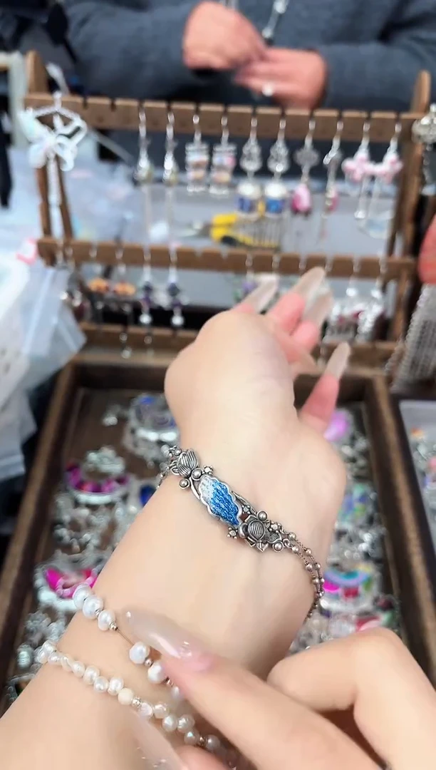 织绣民族风非遗老绣苗银饰品290*