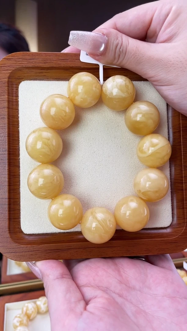 裸石蜜蜡未镶嵌手串