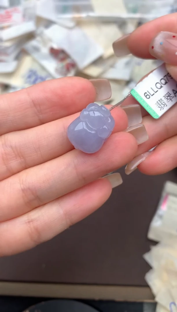 未镶嵌挂件翡翠一猪
