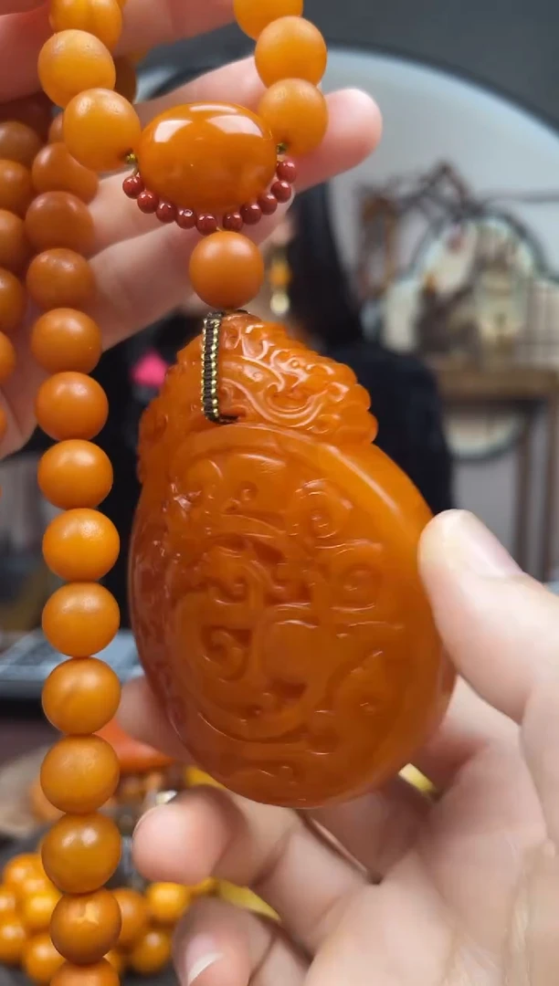 未镶嵌琥珀裸石（微瑕）首饰 假1赔4 （多样性发货1件