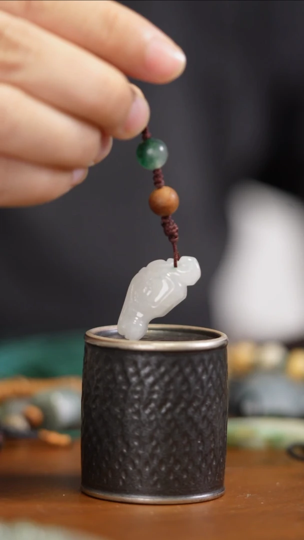 翡翠未镶嵌吊坠(不含链)翡翠吊坠