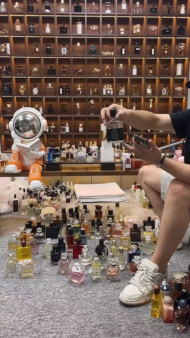 -------裸瓶拿破仑之水