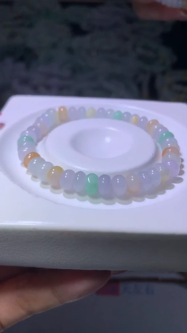 翡翠未镶嵌颈饰殷MXX027472