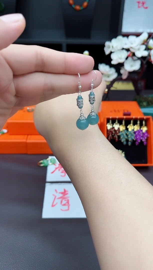 石英质玉（天山翠）银S925镶嵌耳饰420000