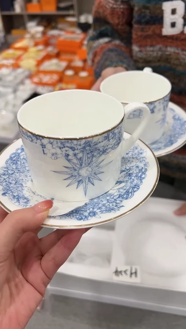 【闪购商品】杯H224--------------