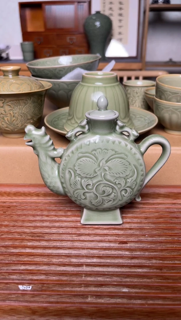 瓷器耀州窑青瓷凤鸣壶 微瑕