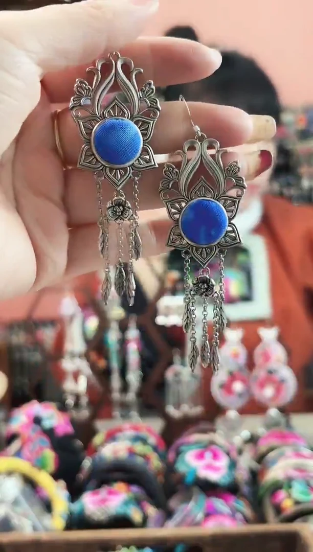 艺枝独绣手工饰品349