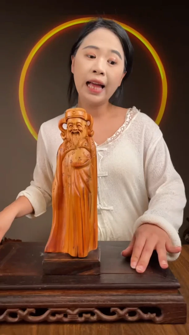 柏木（崖柏）手工摆件,先抢先得! 编号 :236