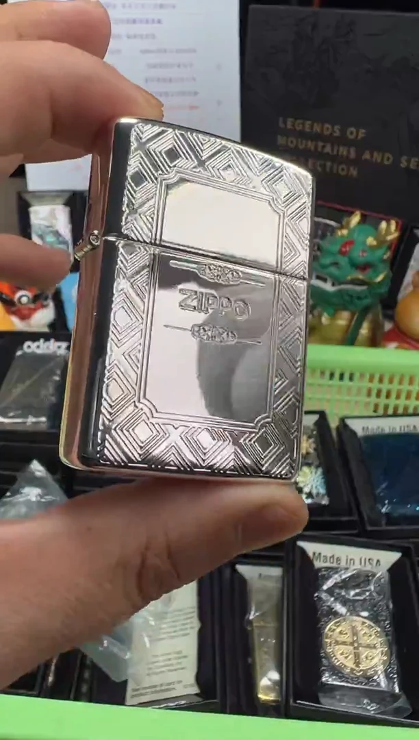 铜Zippo几何图形-盔甲包银