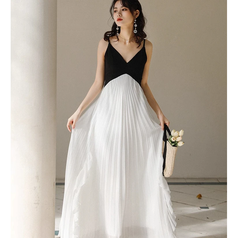 法式黑白拼接露背吊带连衣裙海边度假超仙百褶长裙荷叶边森系礼服