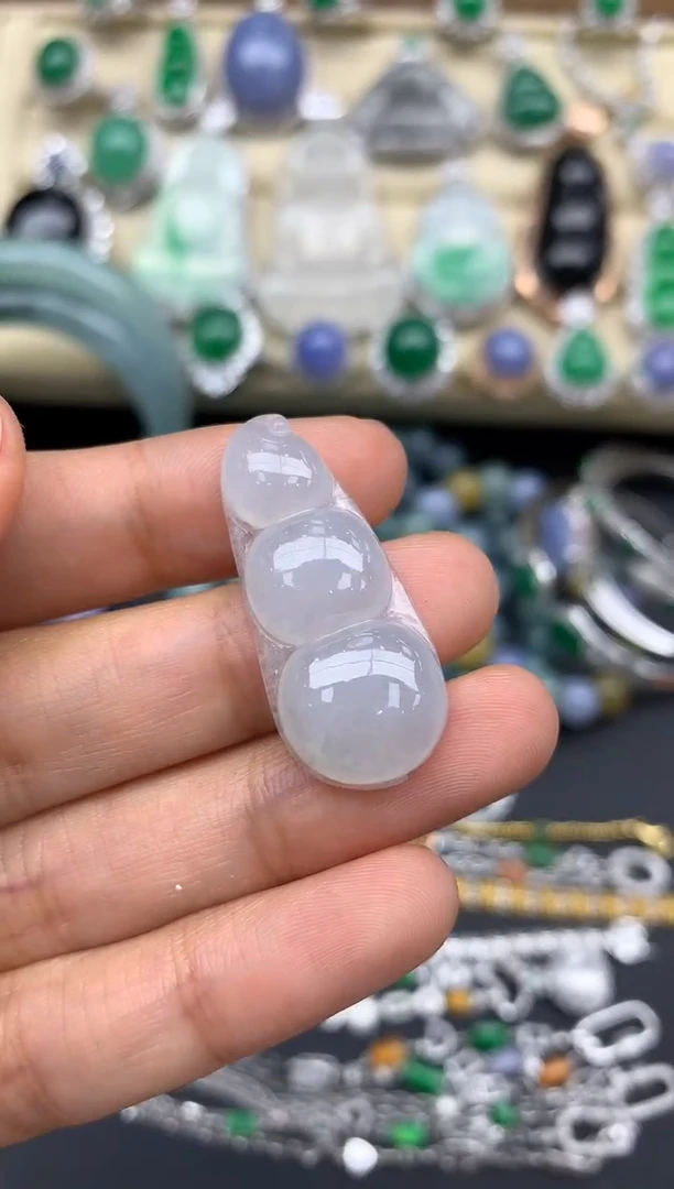 翡翠未镶嵌颈饰39-春日珠宝