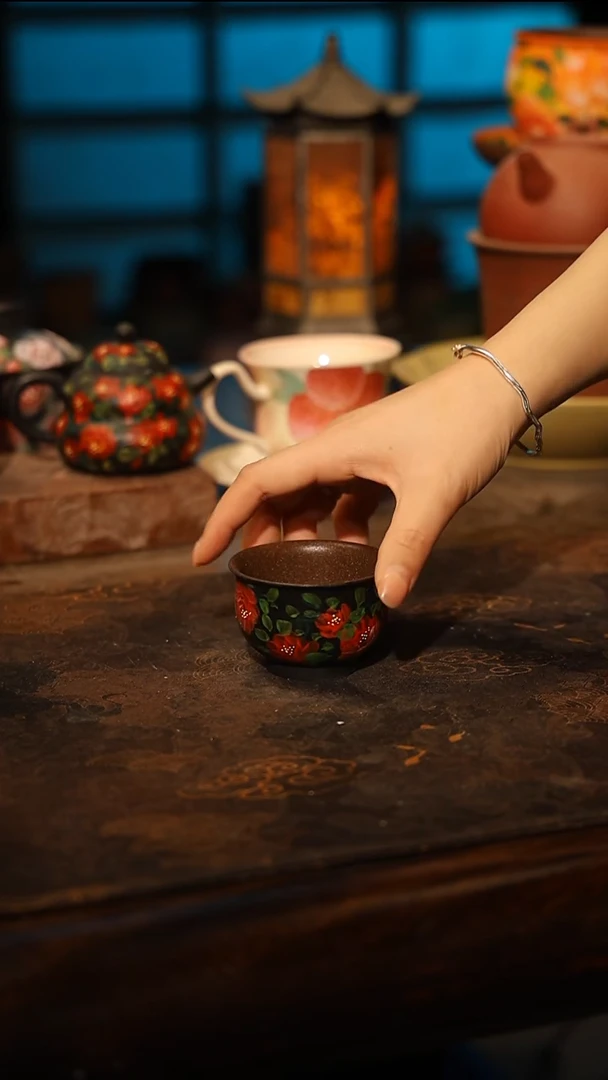 陶瓷景德镇高温釉下彩手工手绘款式