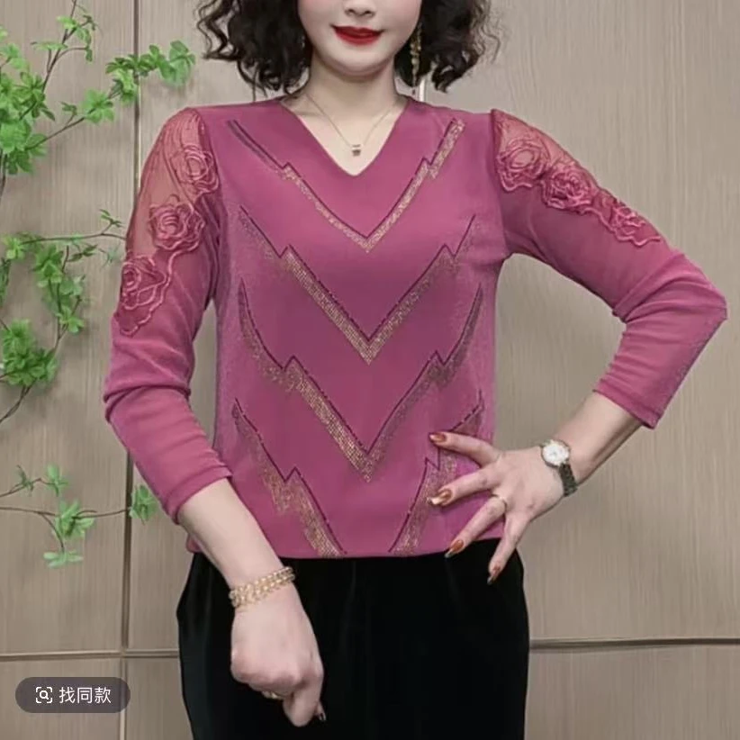 2025春季新款时尚V领气质蕾丝网纱烫钻打底衫修身显瘦女长袖上衣