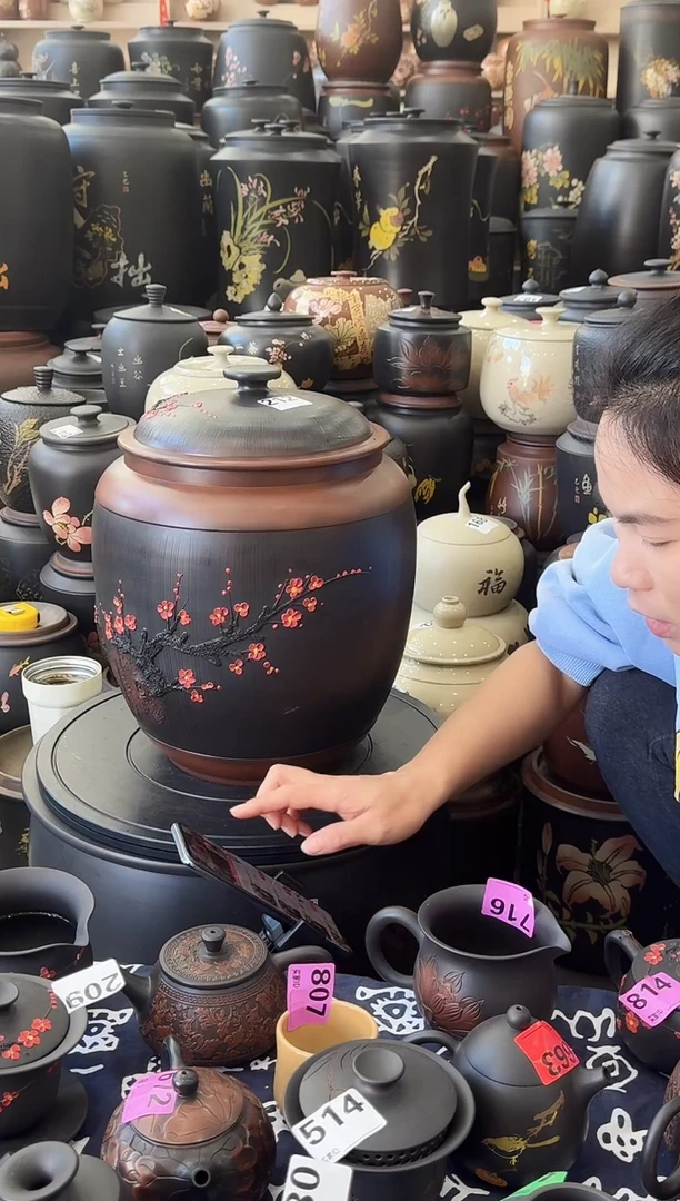 罐瑕疵茶缸高35cm红梅   212