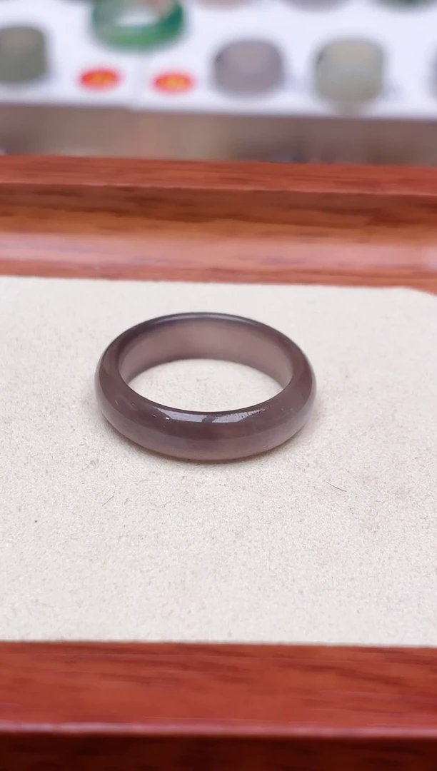 和田玉戒指未镶嵌嘉****多17号