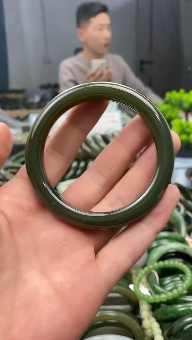 未镶嵌手镯和田玉58.4