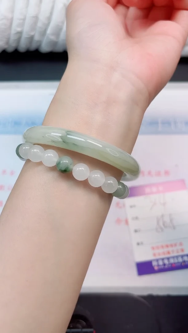 【闪购商品】石英质玉手镯未镶嵌314-56.5