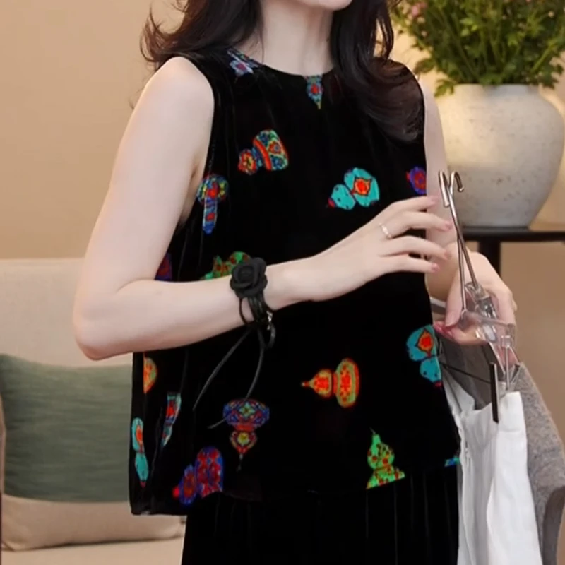 2025年夏季新款韩版圆领无袖休闲百搭高级感上衣LK2504038